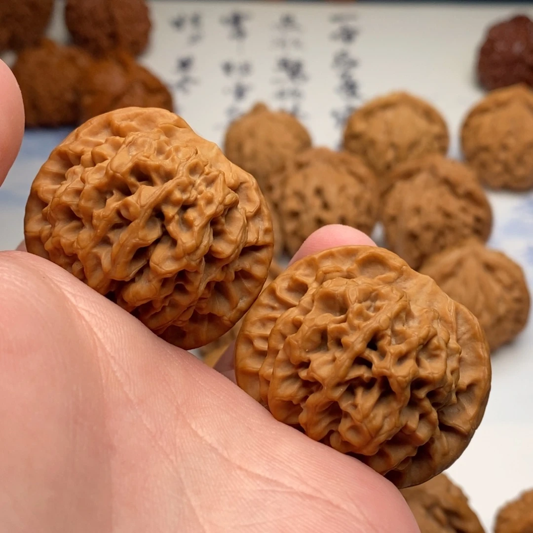 用***9把件文玩核桃秦闷