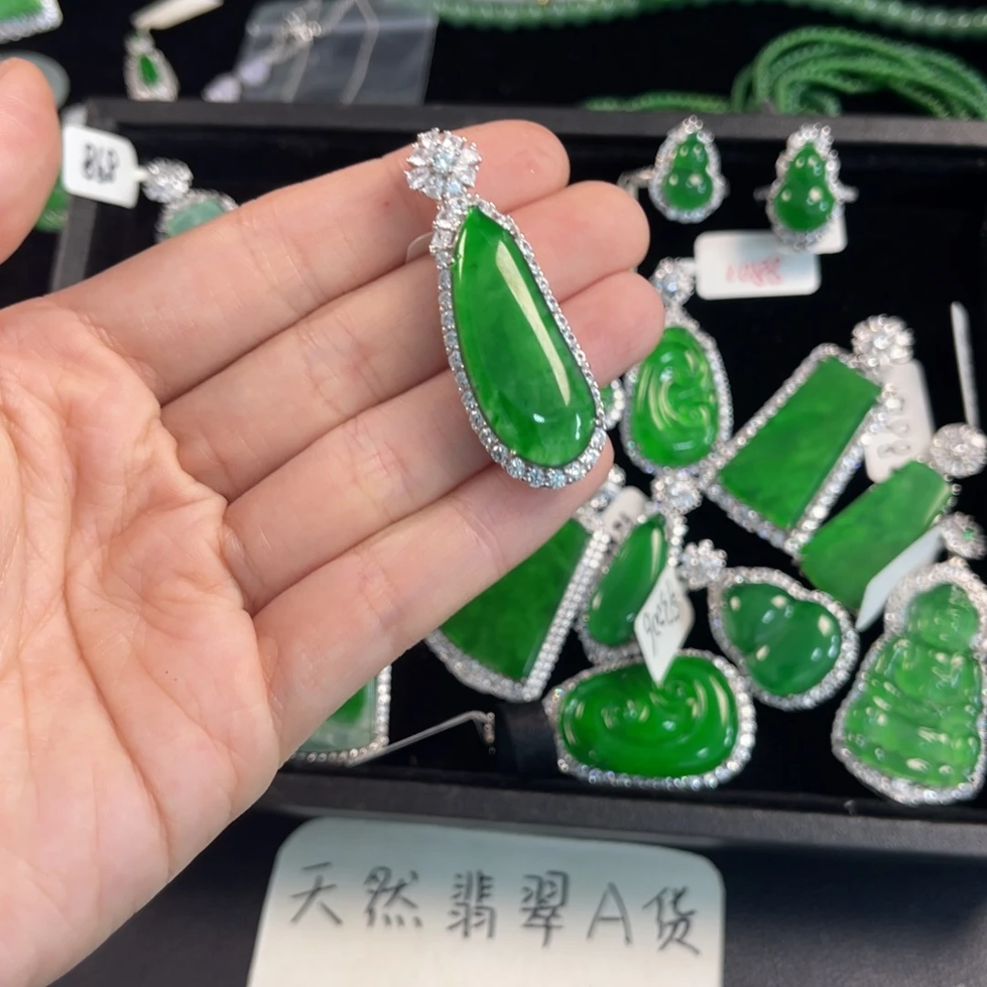 翡翠银S925镶嵌戒指福瓜吊坠