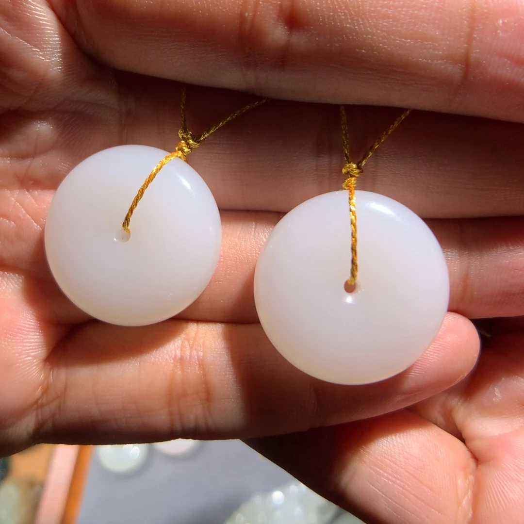 和田玉未镶嵌颈饰?****）