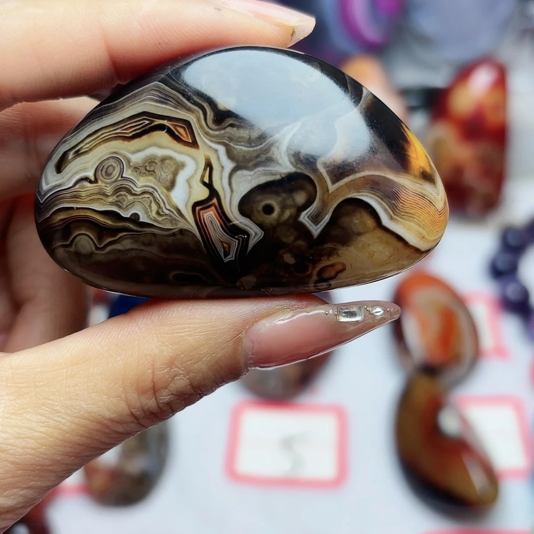 玛瑙/玉髓珠宝奇石未镶嵌流**清