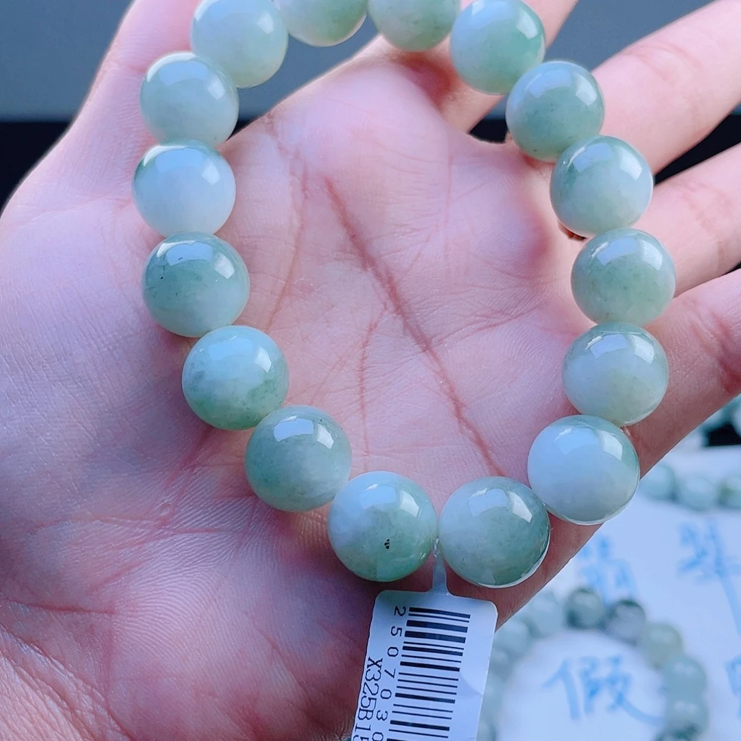 定制翡翠未镶嵌珠串