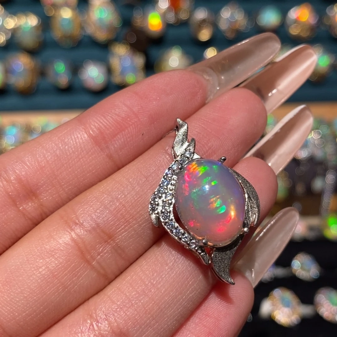 欧泊银S925镶嵌吊坠