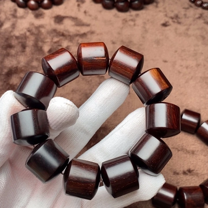 檀香紫檀（小叶紫檀）2.0大桶珠微瑕