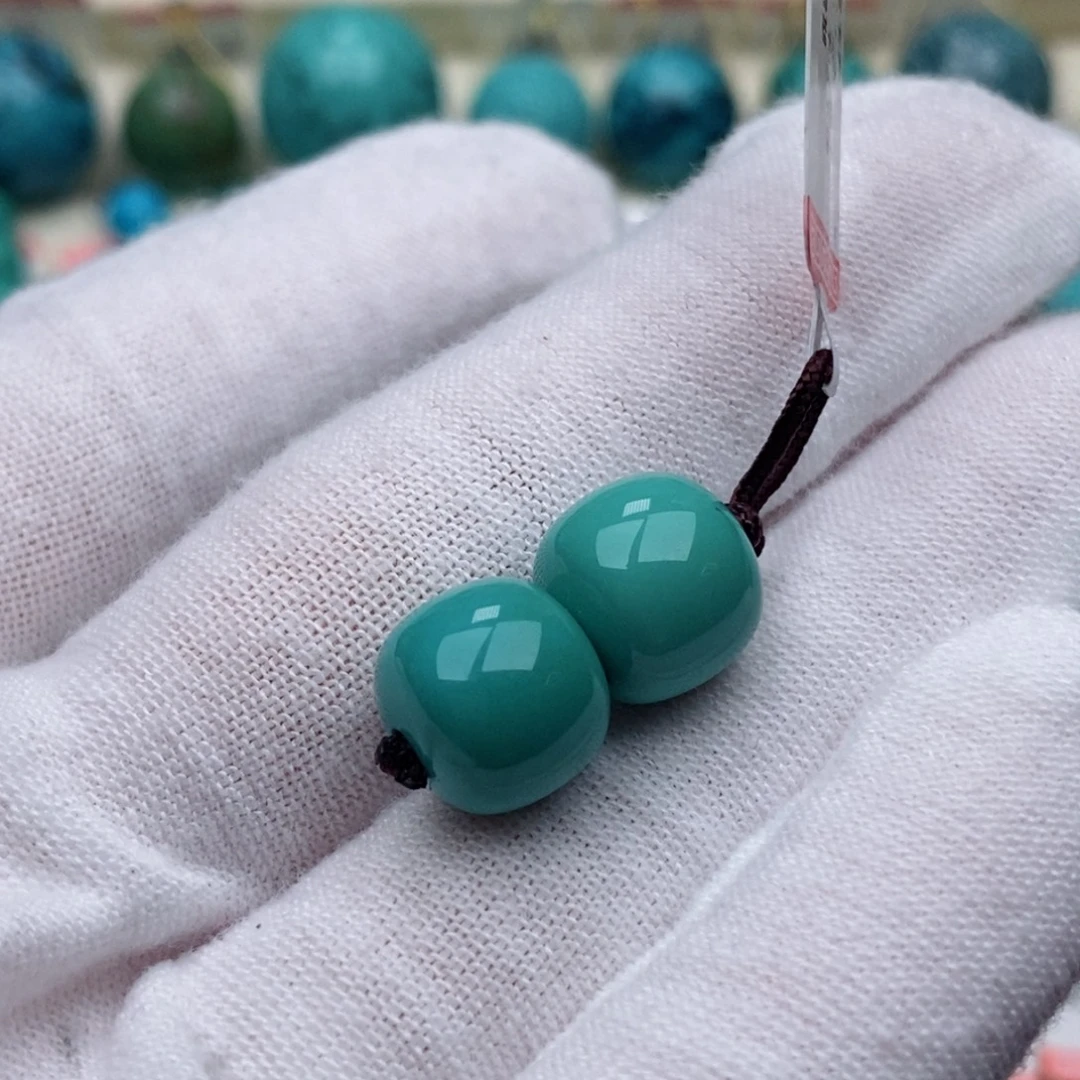 ****绿松石未镶嵌珠宝奇石