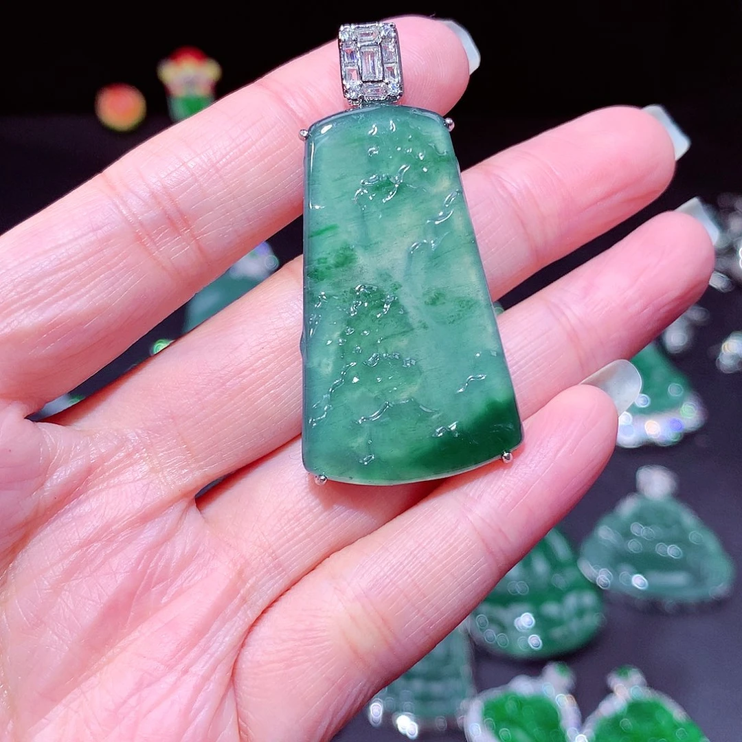 【闪购商品】翡翠吊坠(不含链)未镶嵌