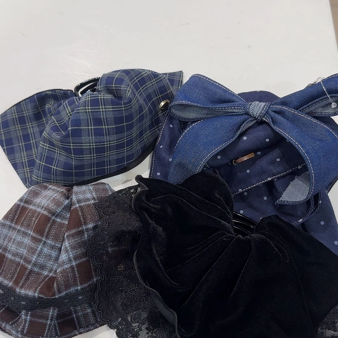 非金属四个马尾抓夹