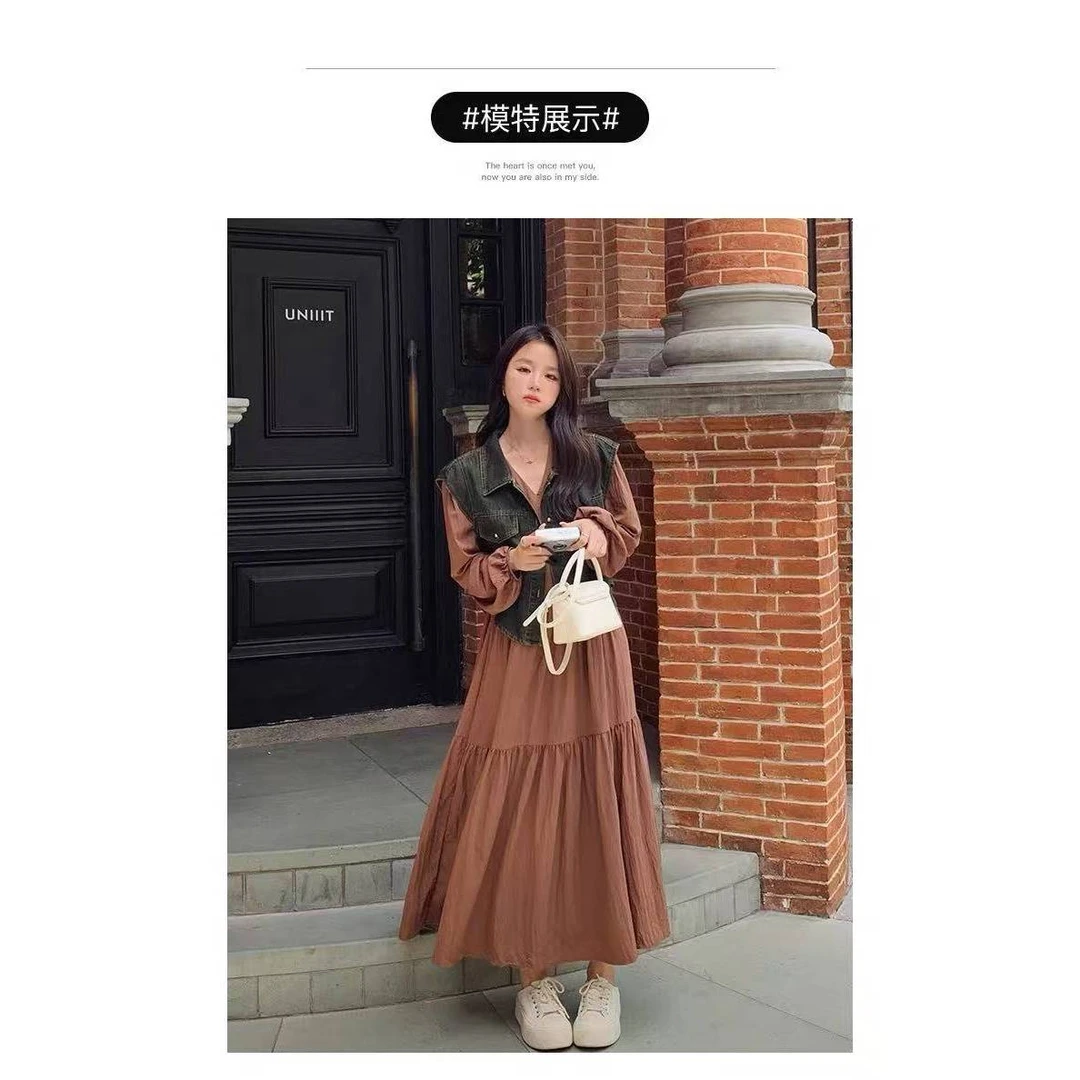 牛仔马甲连衣裙两件套ZBT32782（卡码往大拍）