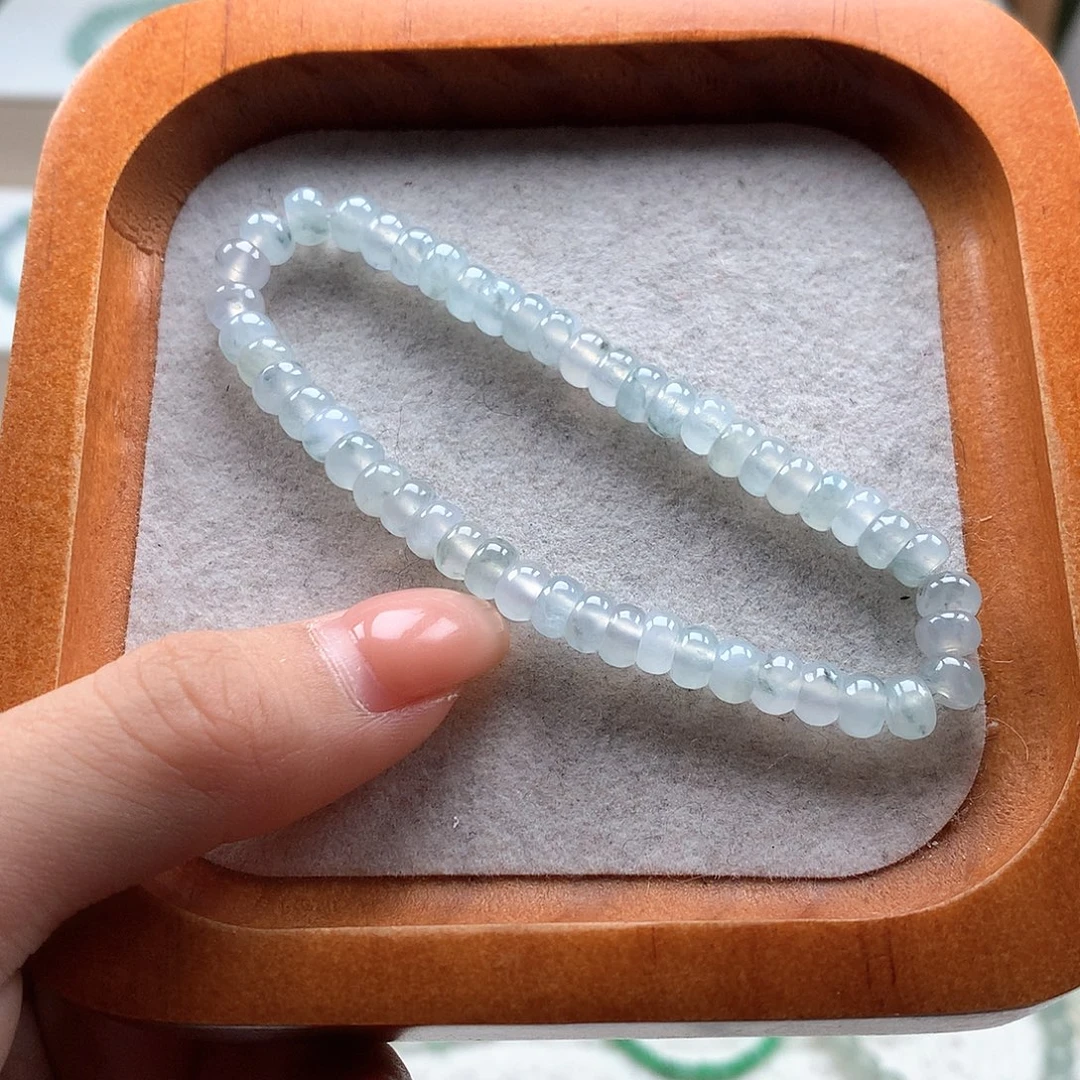 翡翠未镶嵌手串股珠飘花5.6