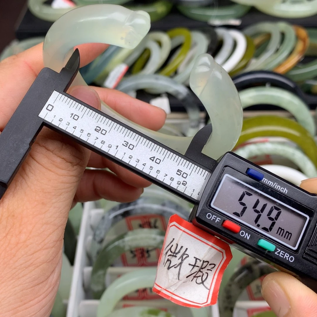未镶嵌蛇纹石玉手镯539