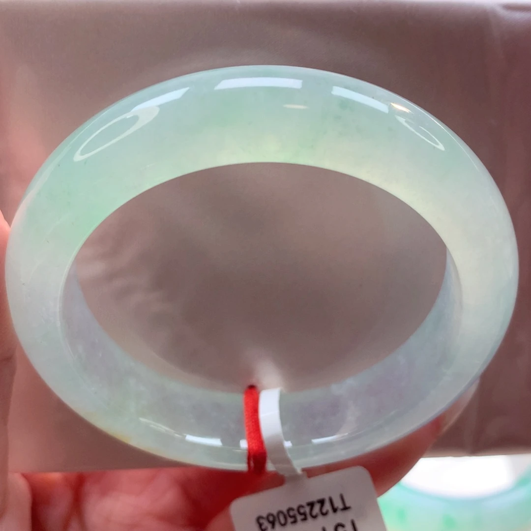 未镶嵌手镯翡翠51.5圈冰晴绿洒金（37号）