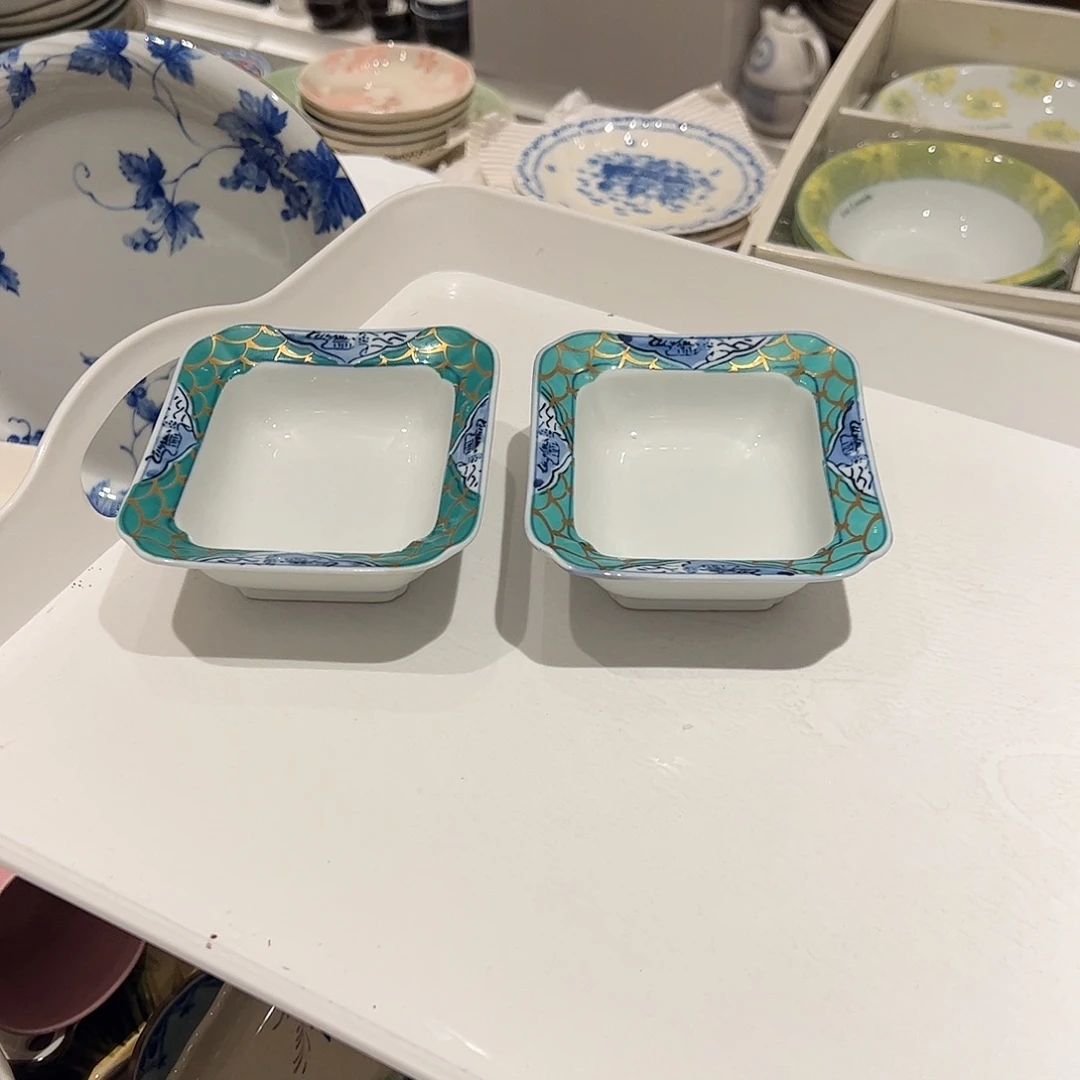 妞***妞陶绿色四方复古碗一对