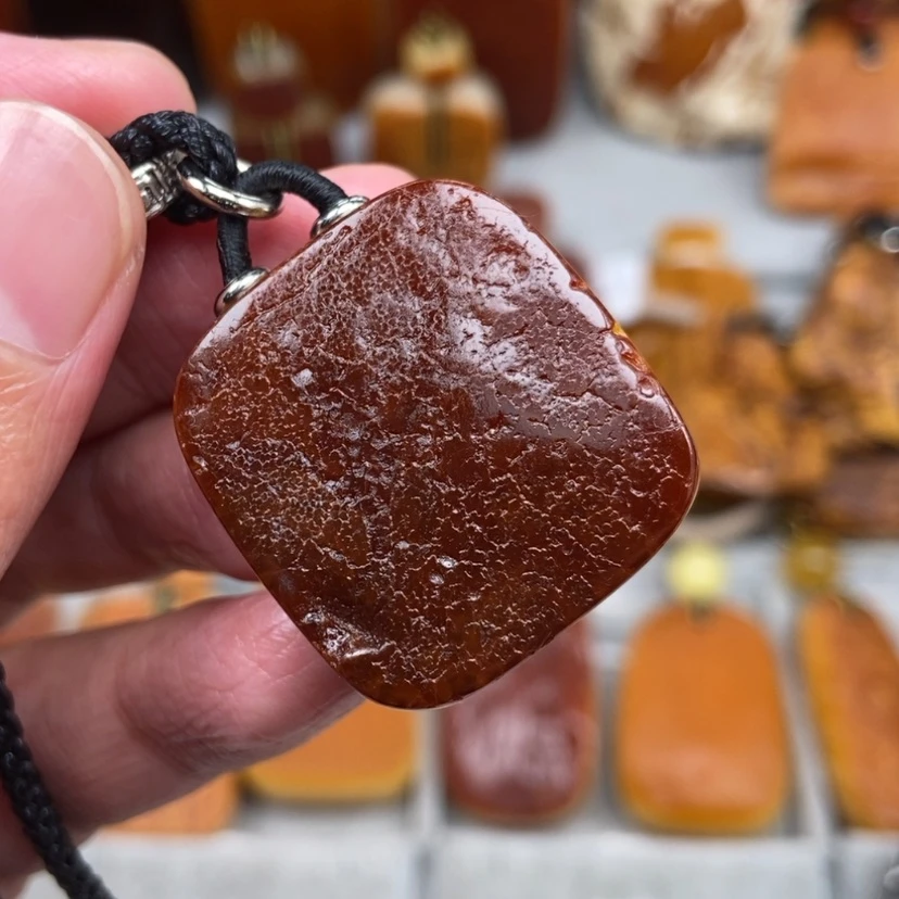 【闪购商品】未镶嵌吊坠(赠链)蜜蜡