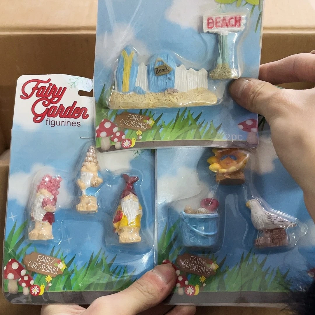 摆件         微瑕。