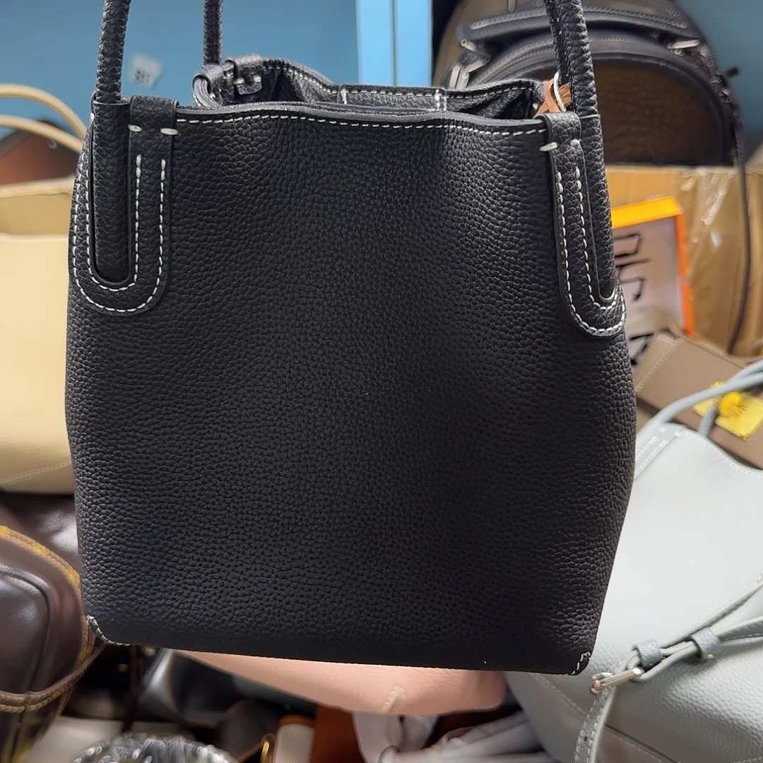 黄牛皮（革）头层牛皮山羊皮（革）