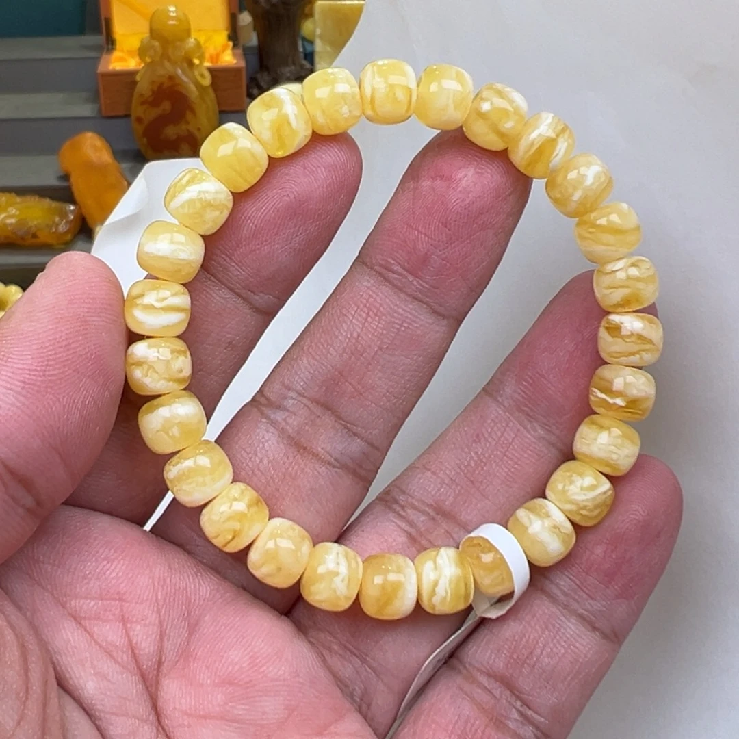 蜜蜡未镶嵌珠宝奇石8加8.73克