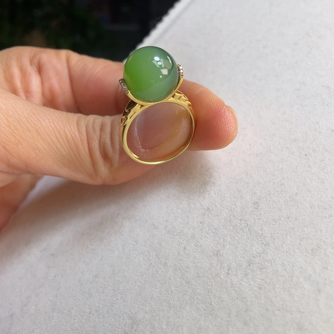 和田玉18K金镶嵌戒指