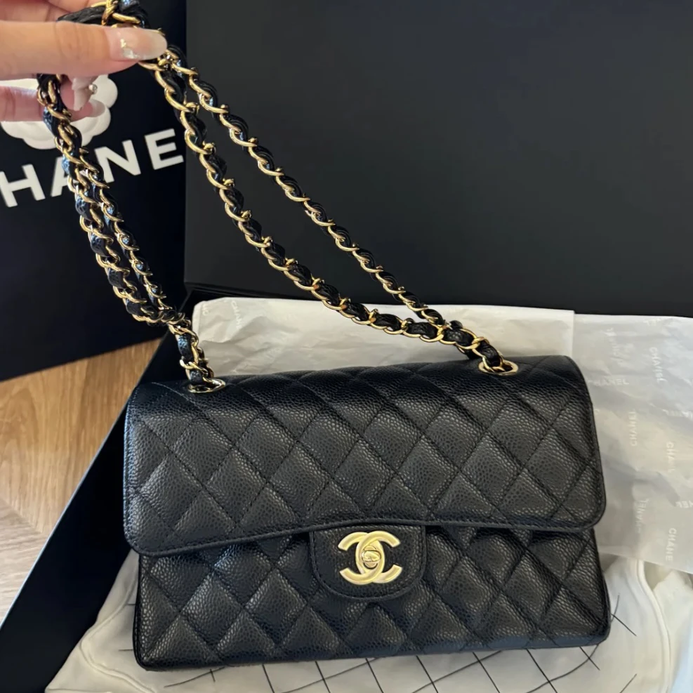 99新 Chanel/香奈儿 青奢荟/CF小号黑金牛斜挎包/81824
