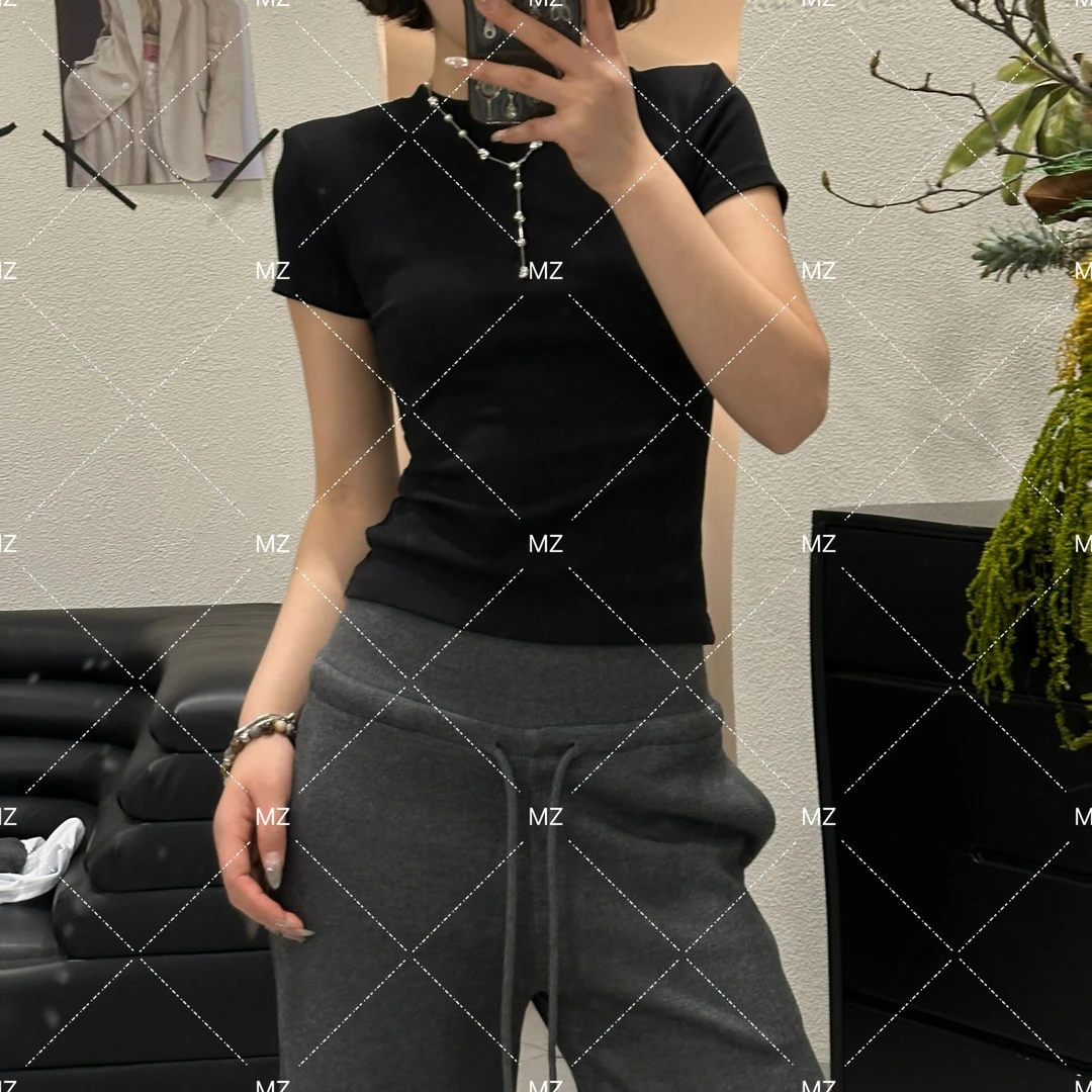 【格子家】韩版正肩超模体显瘦带垫肩弹力上衣女生韩系ins衣服A766