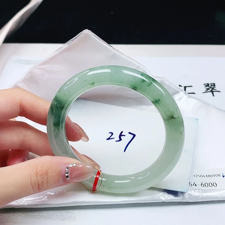 翡翠手镯（圆镯）未镶嵌缅甸天然a货手镯54