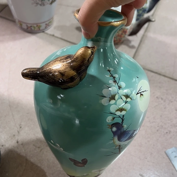 瓷片瑕。。。。。。。。。。。。。。