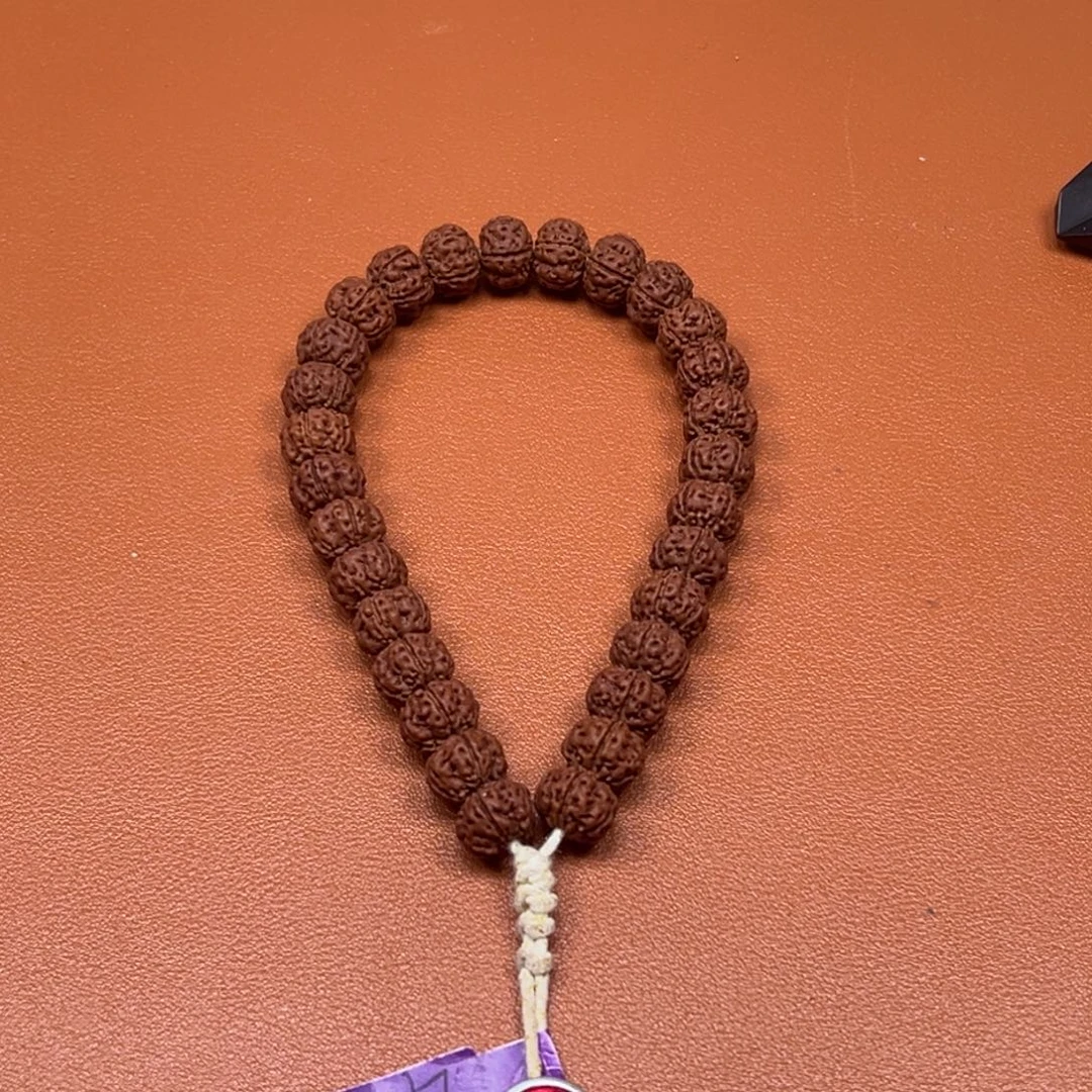 似***懂吊坠金刚菩提老树王