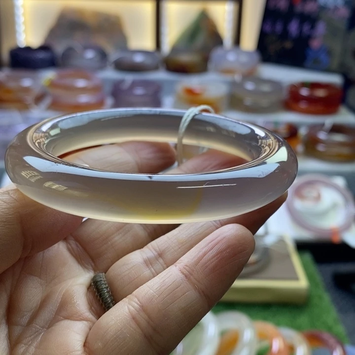 手镯玛瑙/玉髓未镶嵌