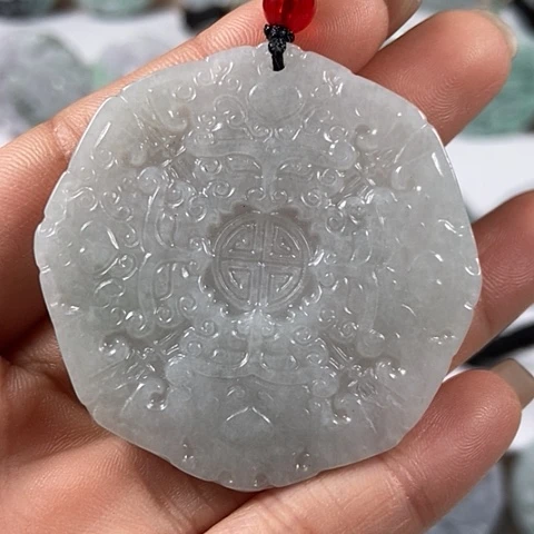 翡翠颈饰未镶嵌饕餮福利