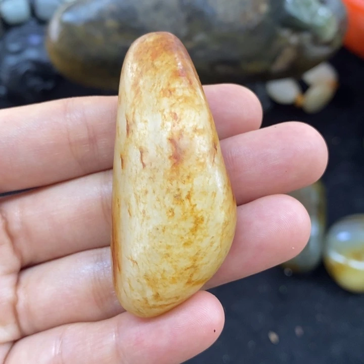 未镶嵌和田玉（糖玉）挂件？****？