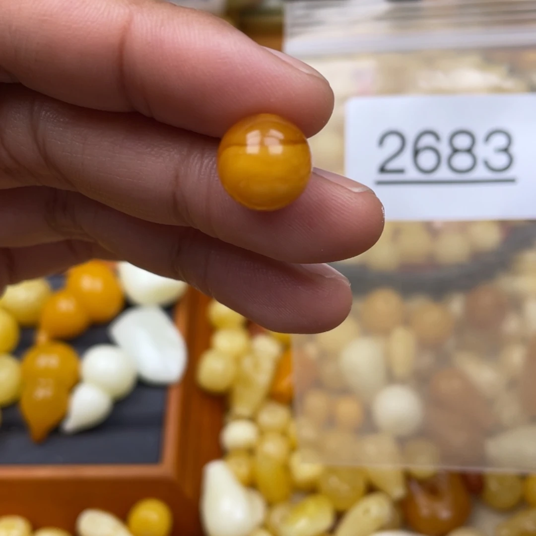 琥珀珠宝奇石未镶嵌11.9m