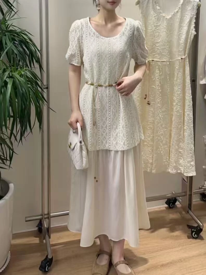 女装温柔风百搭减龄套装镂空蕾丝上衣高腰半身裙两件套 2695 K