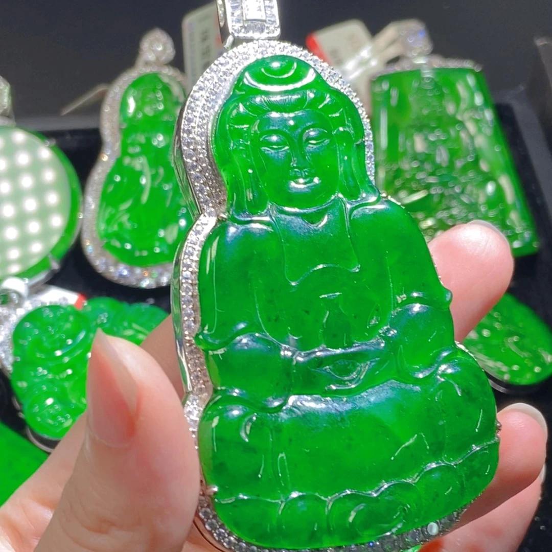 吊坠(不含链)未镶嵌翡翠