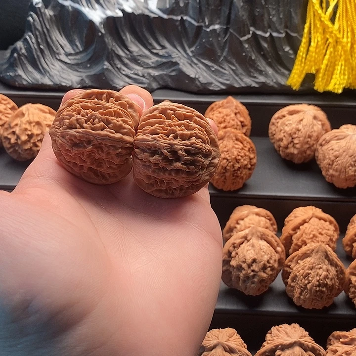 张***帅吊坠文玩核桃四座楼