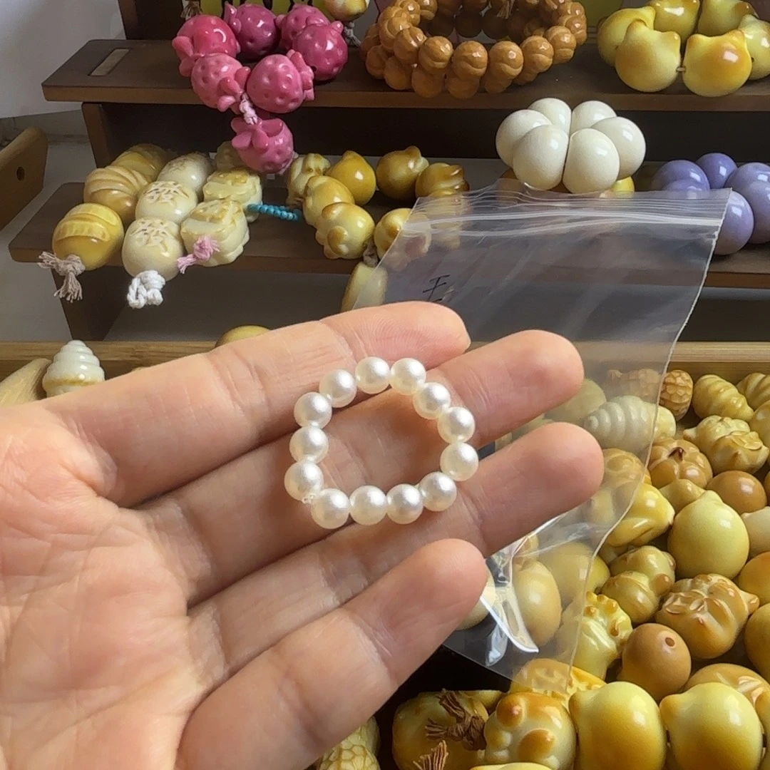 王***齐吊坠菩提根/象牙果
