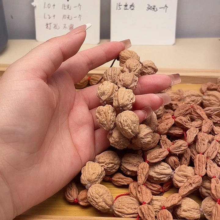 买***选文玩核桃吊坠蛤蟆