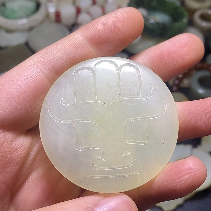 和田玉（糖玉）未镶嵌颈饰