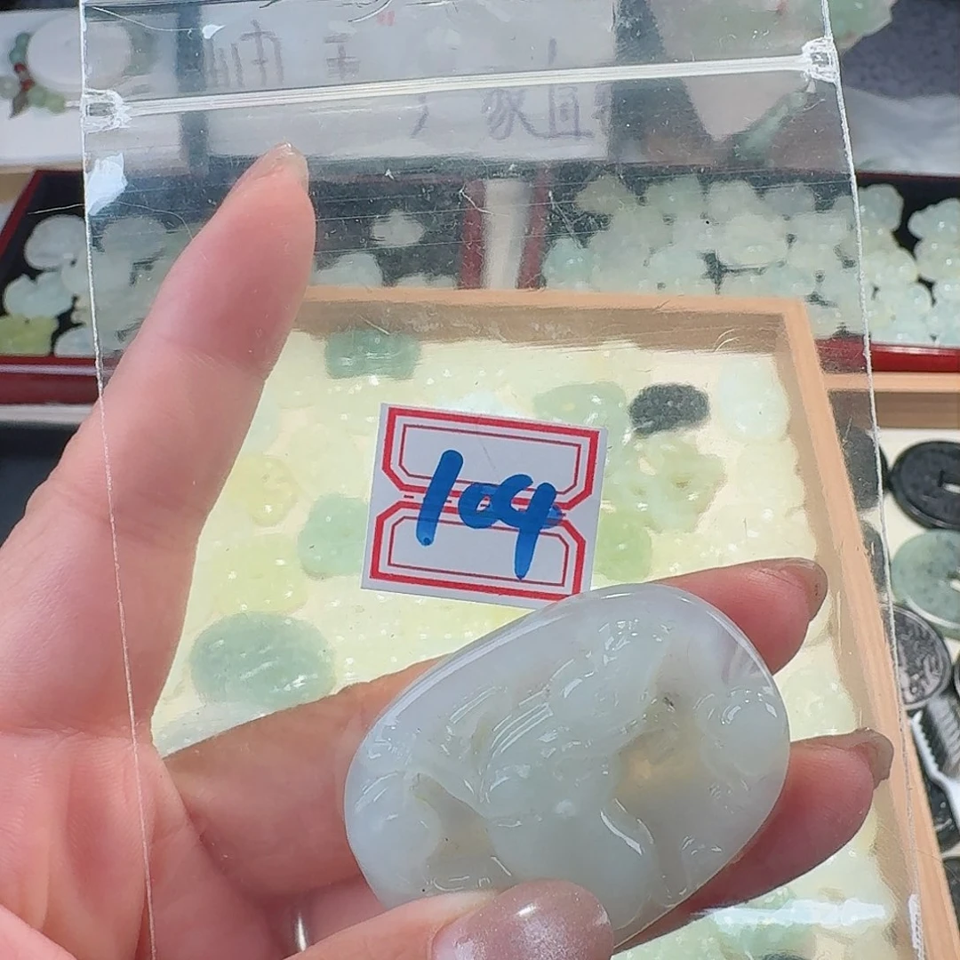 蛇纹石玉颈饰合金煙不退不换