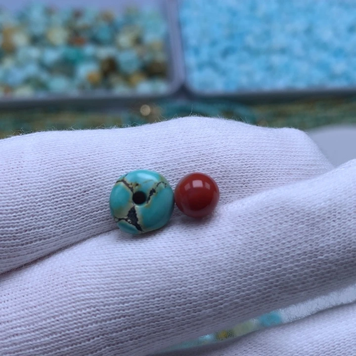 南红玛瑙未镶嵌珠宝奇石