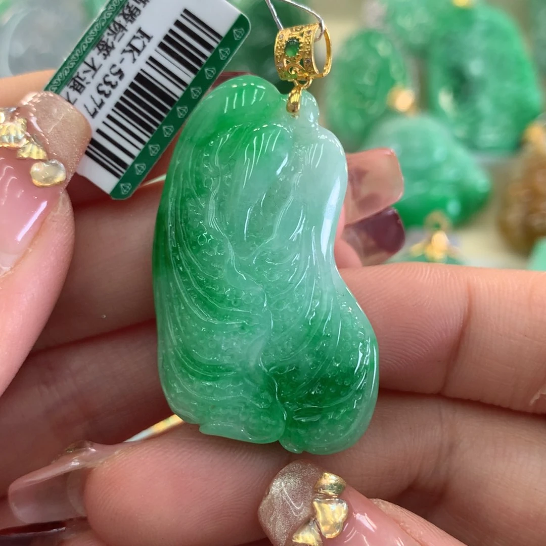 翡翠吊坠(不含链)18K金镶嵌