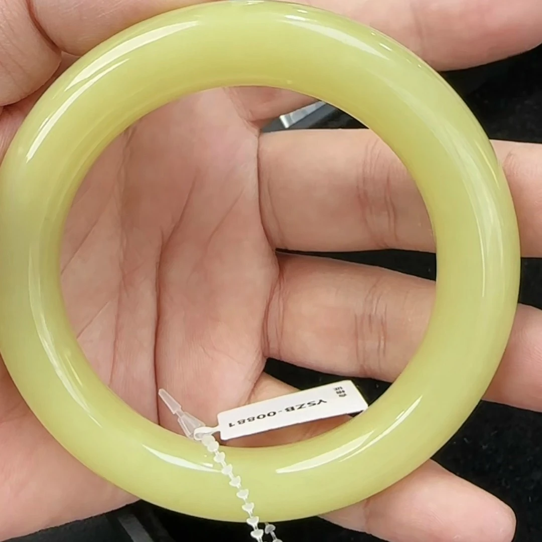 和田玉黄口鸡油黄60圈口手镯