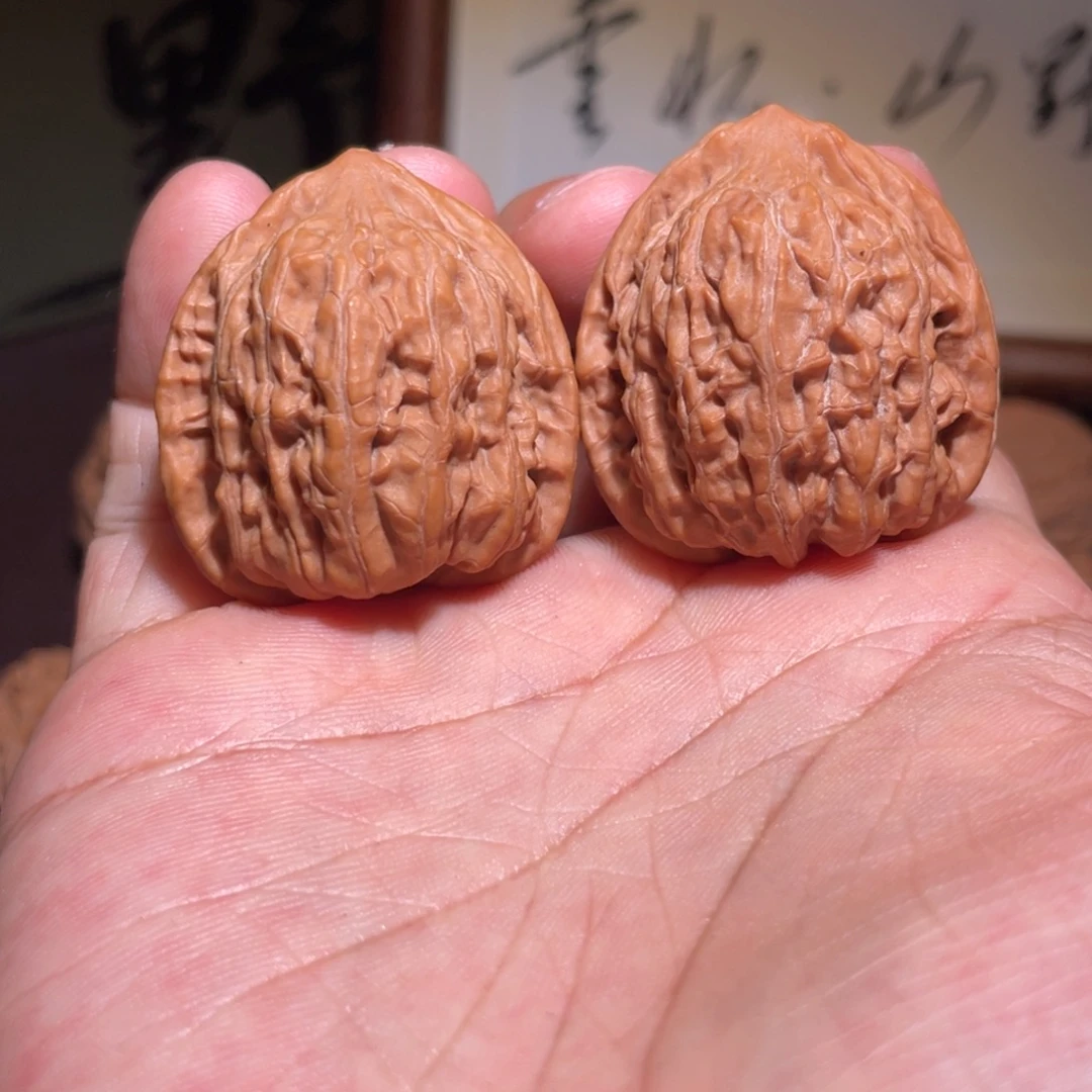 文玩核桃野生鸡心