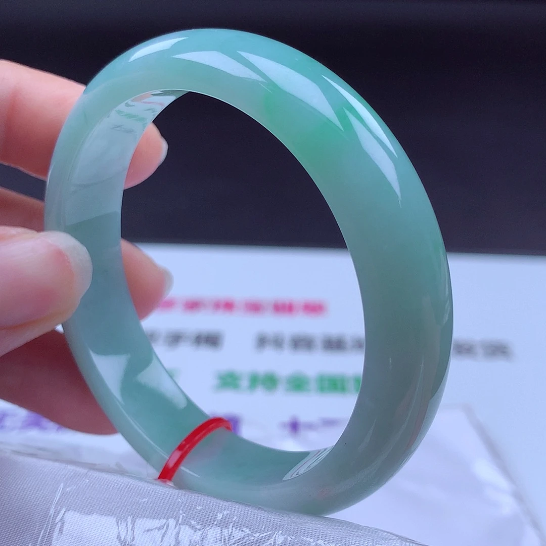 翡翠未镶嵌手镯手镯001922