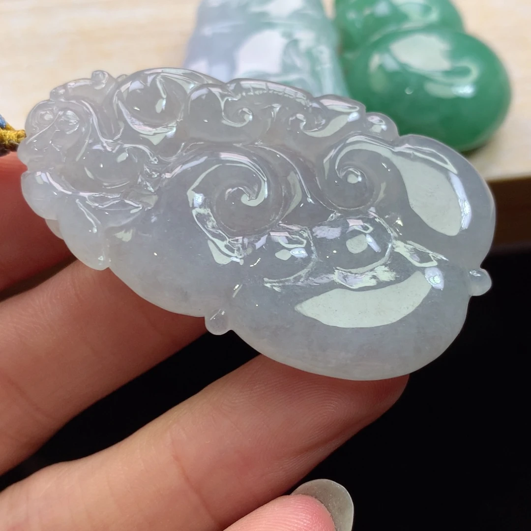 颈饰未镶嵌翡翠吊坠