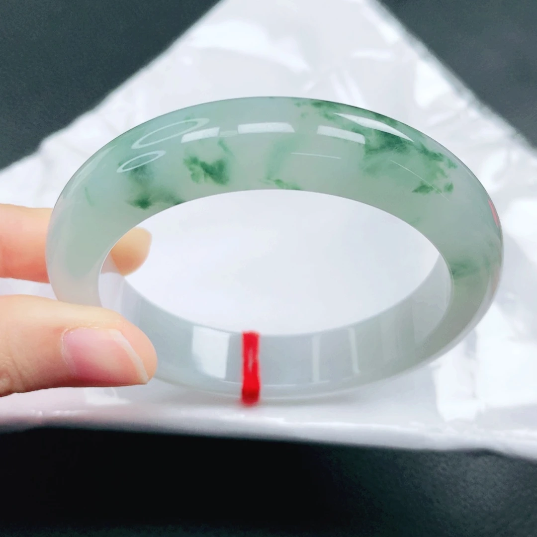 翡翠未镶嵌手镯54圈