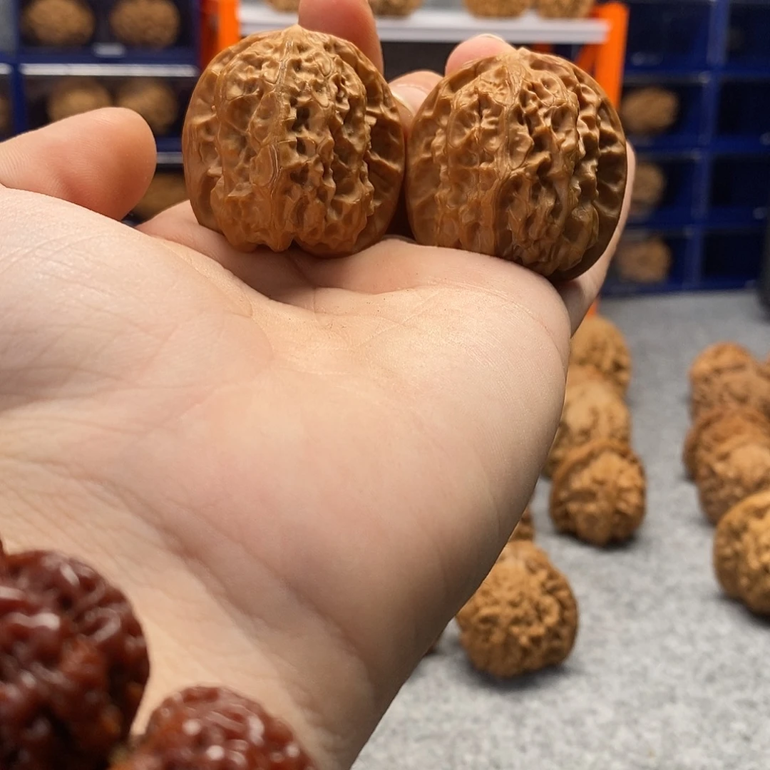 吊坠文玩核桃磐石39