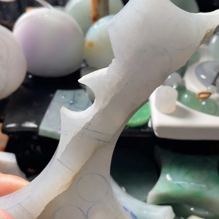 用***3定制翡翠未镶嵌珠子8颗