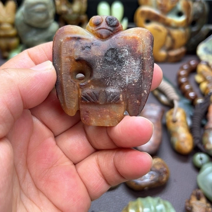 岫岩河磨玉（透闪石质玉）未镶嵌挂件-**.