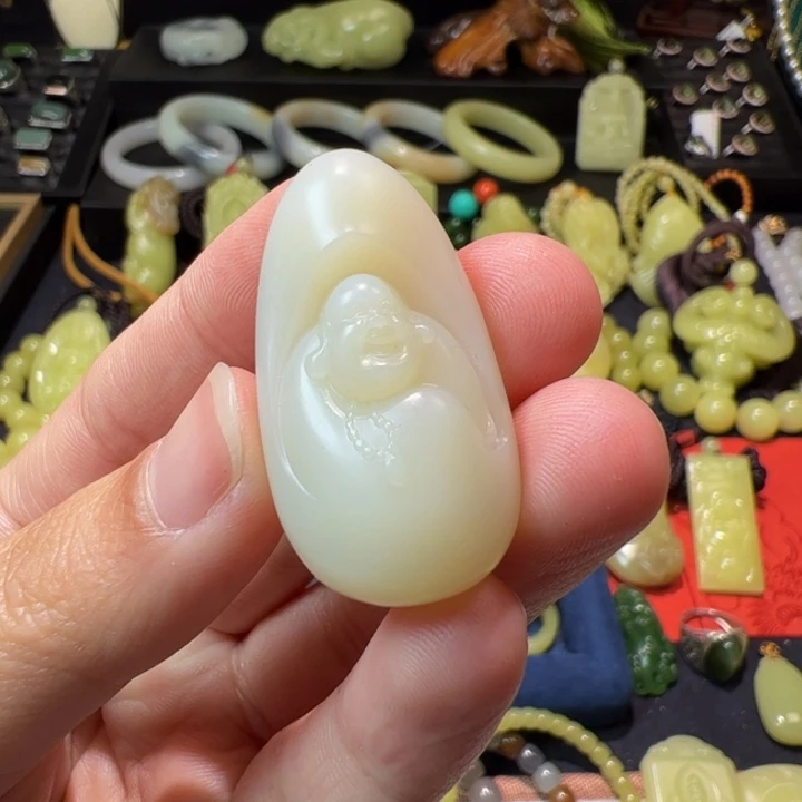 和田玉颈饰未镶嵌米达佛公