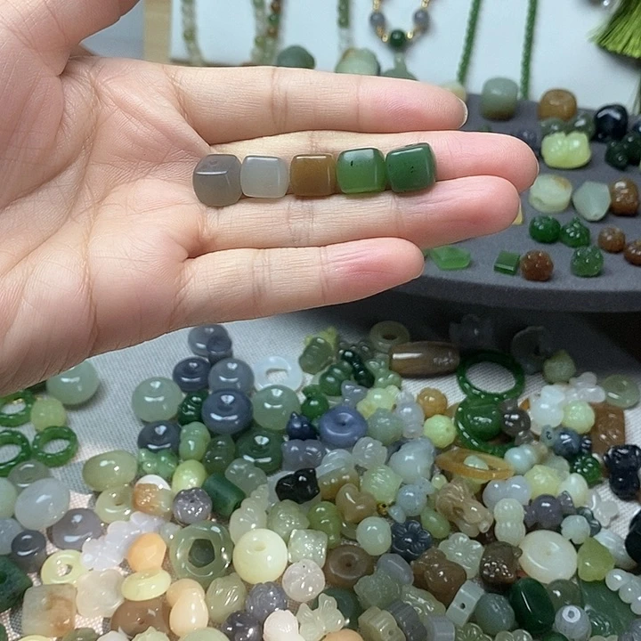 未镶嵌和田玉挂件方糖68一个多样性发其一