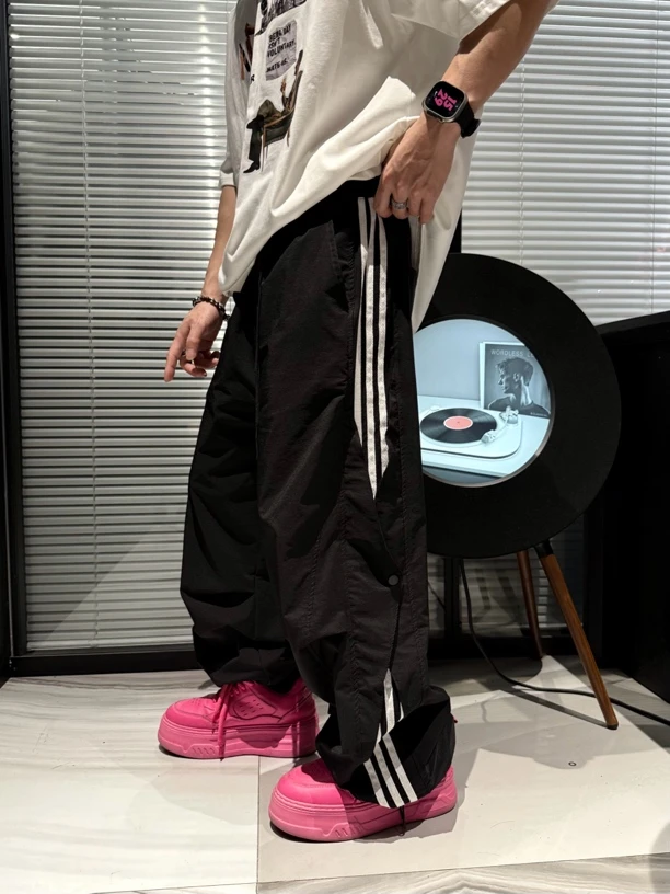 （现货）尚锋男装8831新品侧边三条杠佩扣时尚休闲速干运动百搭长裤