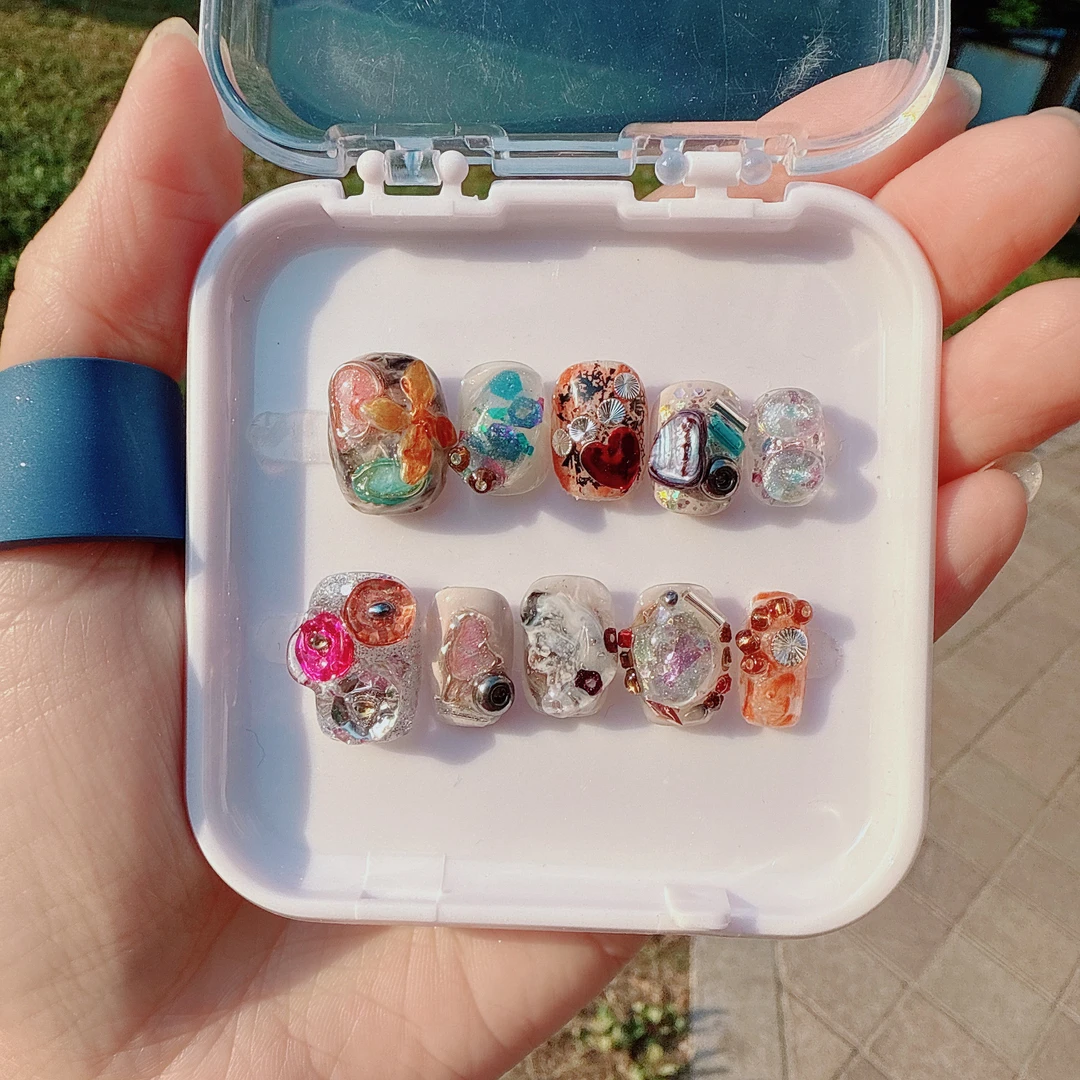 欧若拉~最猛指甲盖儿复古小众个性手工穿戴甲饰品颜色随机